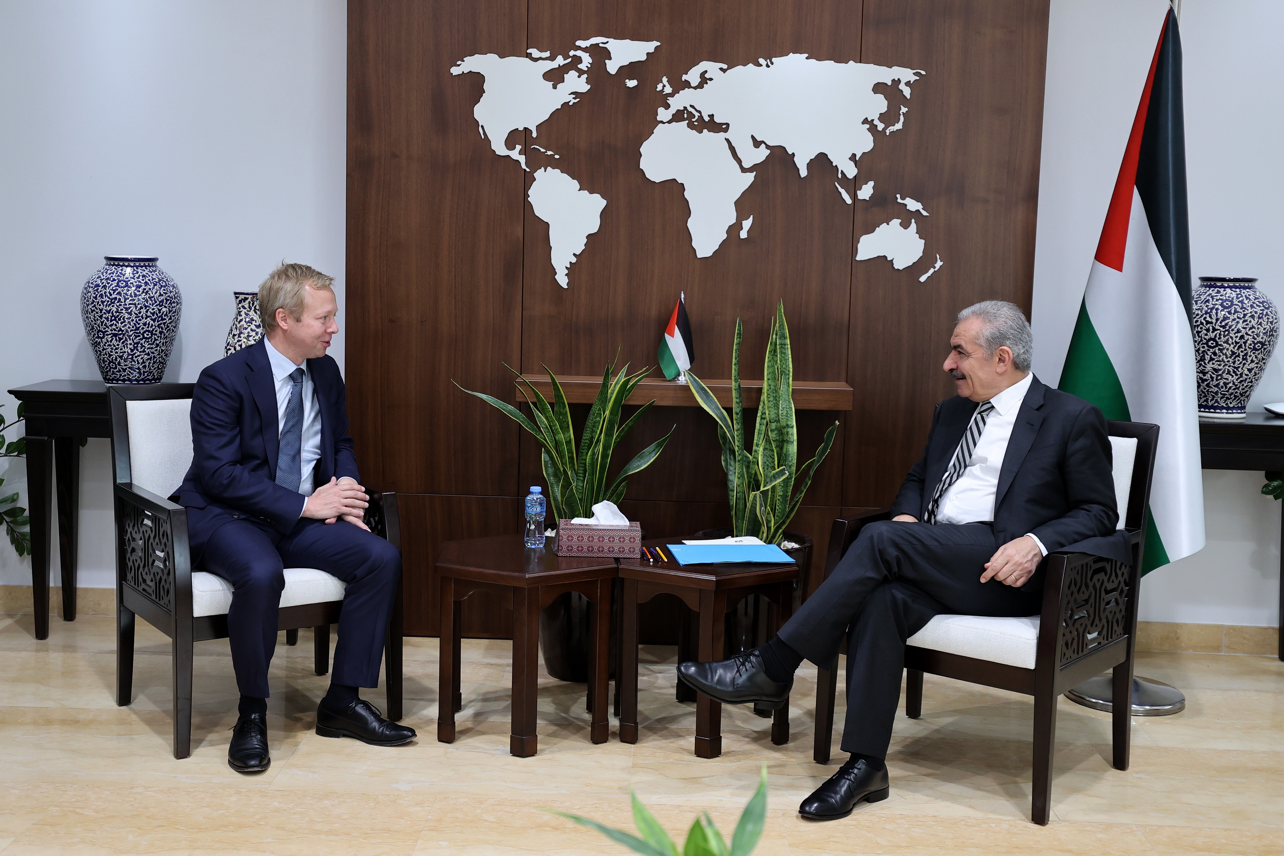 جانب من اللقاء